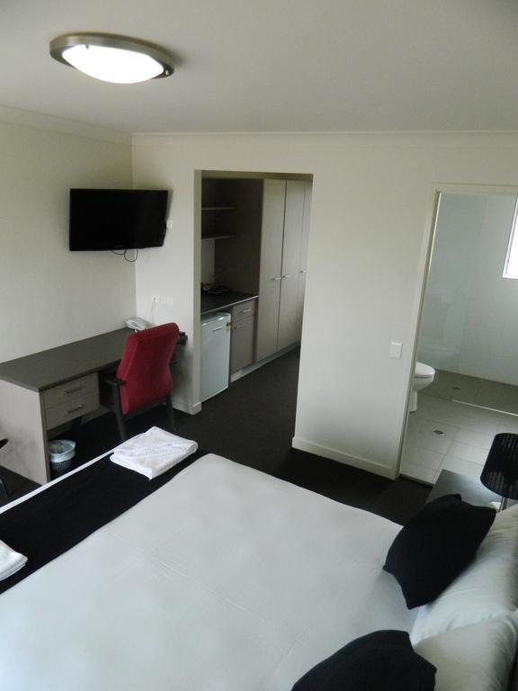 Dooleys Tavern And Motel Capella 部屋 写真